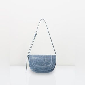 LAIDBACK Loni Small Crack Shoulder Bag EUC - Blue